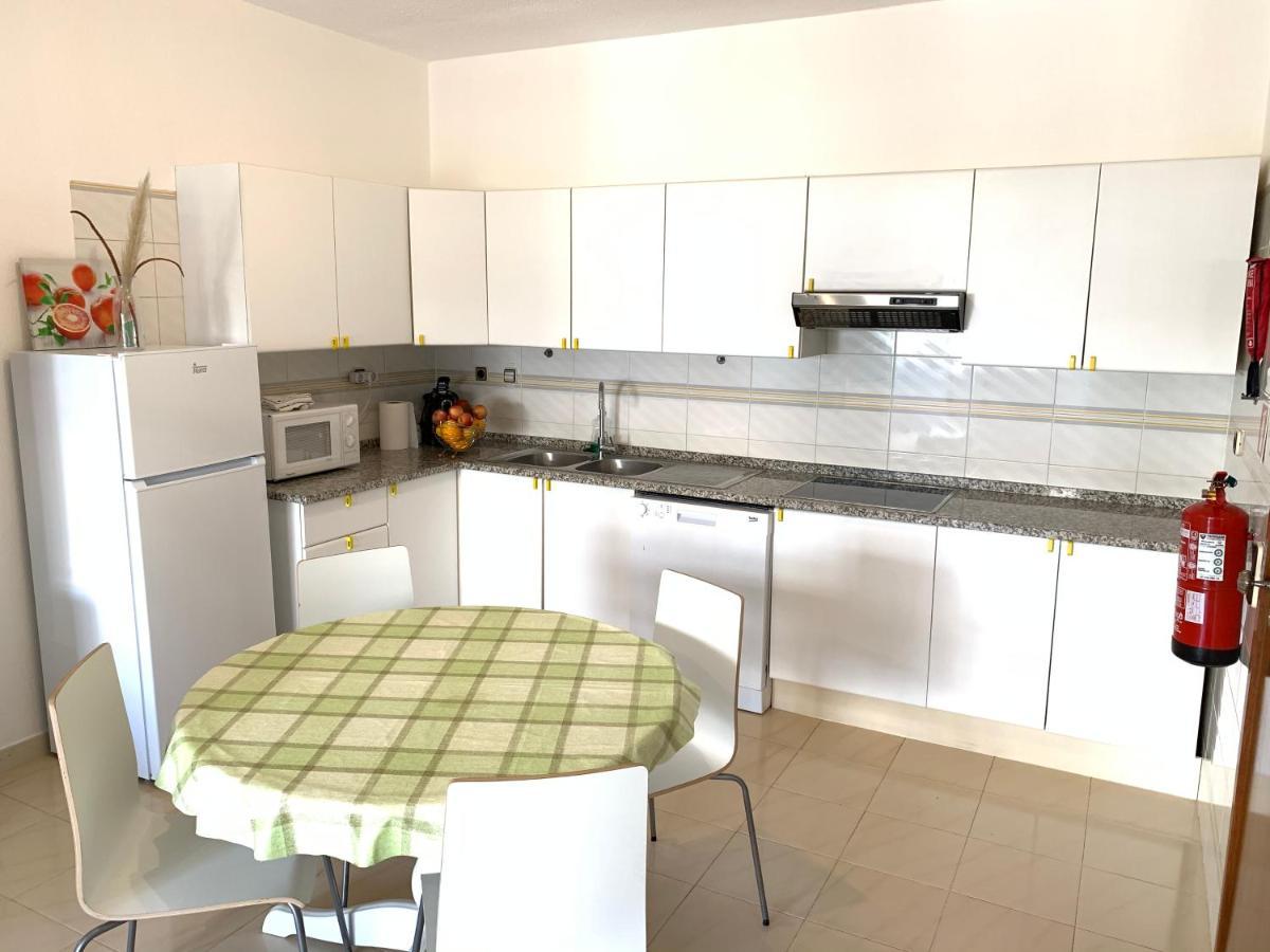 Apartment Andorinha 2 Bedroom Apart-close To The Sea-algarve Porches (Algarve)